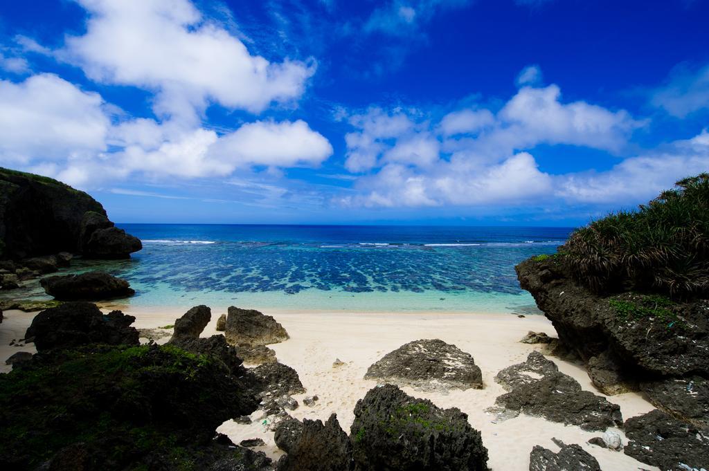 Ailand Hotel Yonaguni Exterior photo